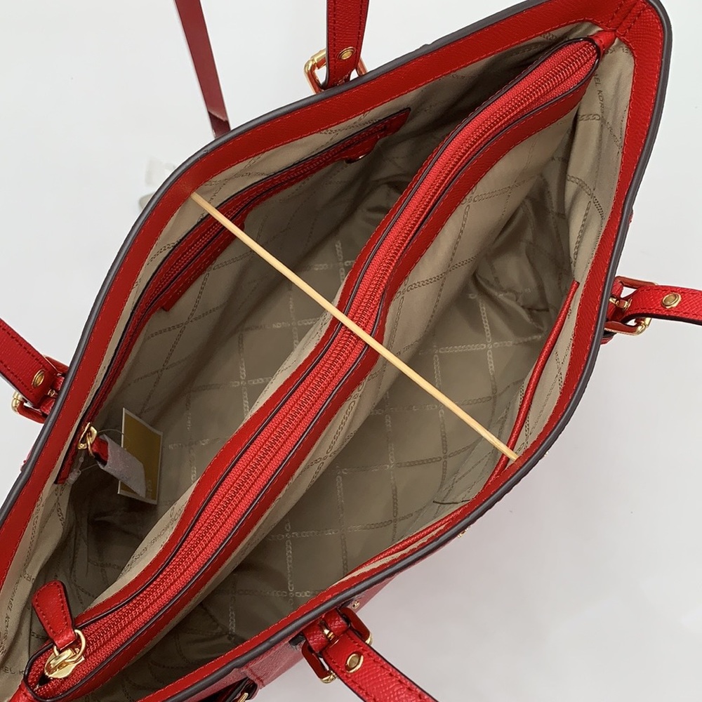 MICHAEL KORS Voyager East West Tote Crimson Color - Picture 10 of 16
